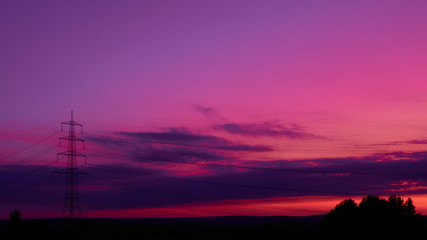Strommast im Abendrosa