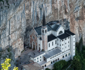 Sanktuarium Madonna della Corona, Monte Baldo