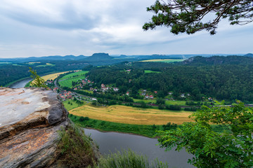 Obraz premium The river Elbe in Saxon Switzerland near Dresden