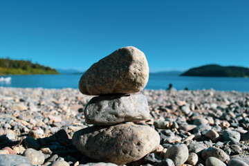 Fototapeta na wymiar Rocks in lake nahuel huapi