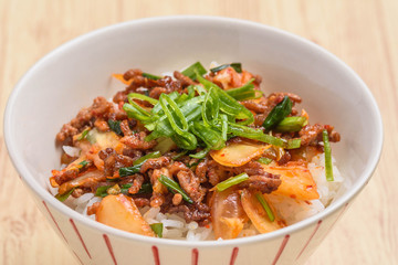 キムチ丼