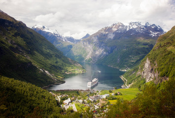 Naklejka na ściany i meble Beautiful views of Norway on the many fjords