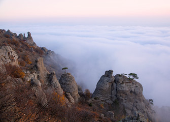 Misty evening in the Valley of the Ghosts on Demerdzhi