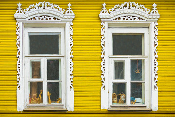 Patterned platbands in the old house