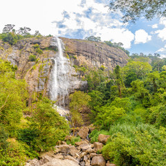 View at 220 m high Diyaluma Falls - second highest waterfall in Sri Lanka.