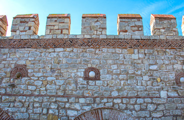 Kilitbahir Castle is a castle across the city, west of Canakkale. Walls outside the castle