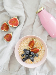 Healthy eating concept. Tasty healthy breakfast: cereal and fruit in a bowl. 