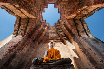 buddha statue in ayutthaya thailand