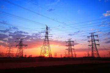 Fototapeta premium the pylon in the evening