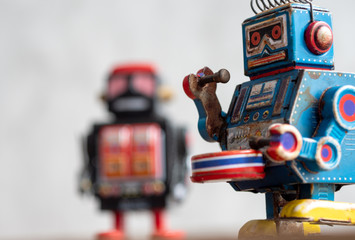 Fototapeta premium vintage robot toy friends