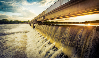 River Dam 6/6 - obrazy, fototapety, plakaty