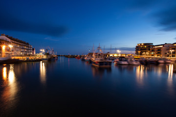 Fototapeta na wymiar West Bay Harbour at Sunset
