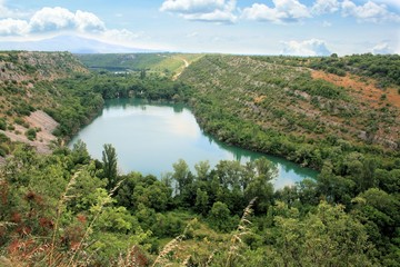 Fototapeta premium lake near the Manojlovac waterfalls, N.P. Krka, Croatia
