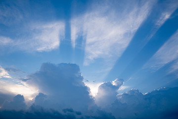 Fototapeta na wymiar dramatic sky lights with clouds