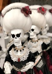 Line of 3 female skeletons in a row - halloween & dia de los muertos decorations