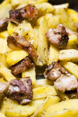 baked potatoes with meat