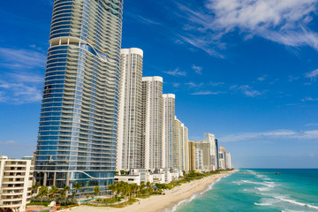 Obraz premium Highrise condominiums on Sunny Isles Beach FL