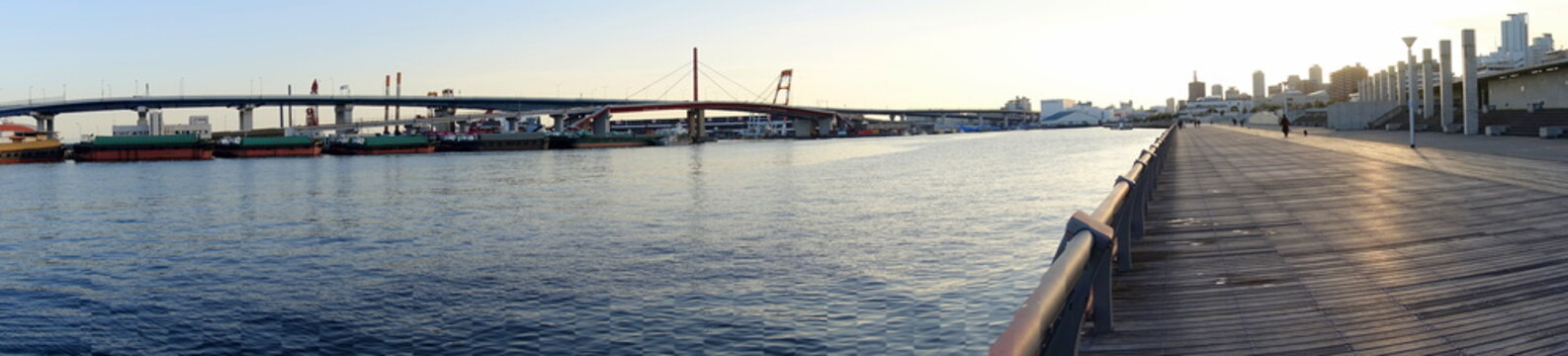 神戸　摩耶埠頭