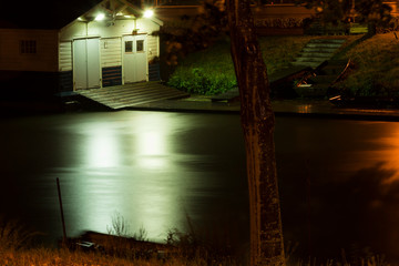 Mały port nad rzeką © Heroc
