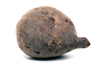 Fototapeta premium beet root isolated on white background