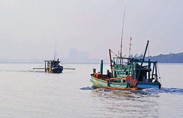 Fototapeta na wymiar Old fishing boats 