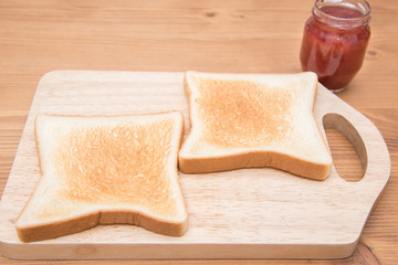 いちごジャムのパン