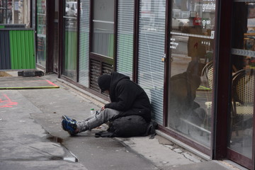Povero - Povertà e miseria