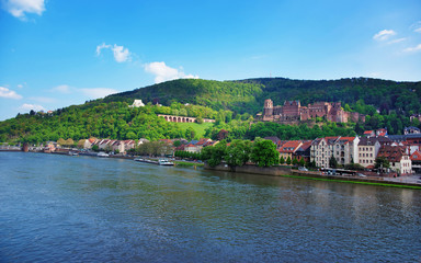 Obraz premium Embankment of Neckar river in Heidelberg of Germany