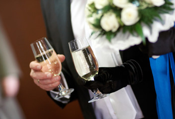 Kieliszki z szampanem