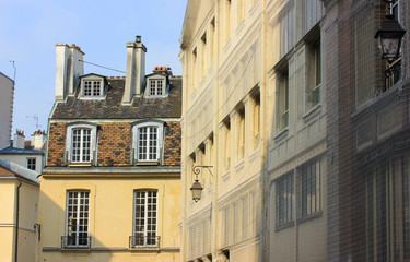 Fototapeta na wymiar Facades of buildings in Paris, France