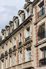 Fototapeta na wymiar Facades of buildings in Paris, France 