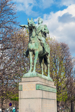 Statue of Simon Bolivar by Emmanuel Fremiet (1824-1910) in Paris near Pont Alexandre III - France