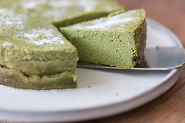 抹茶のレアチーズケーキ