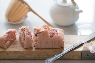 米粉のさくら蒸しパン