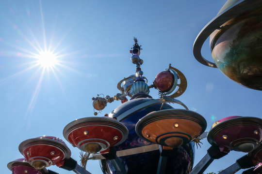 Sun Star with attraction Orbitron