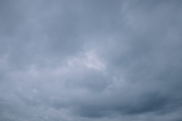 Obraz premium dark blue sky with clouds