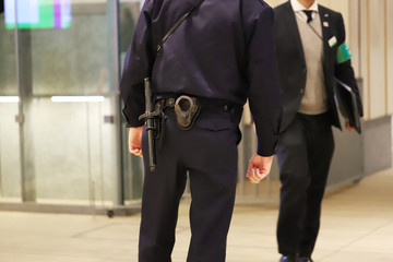 警察官
