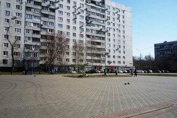 modern buildings in the city