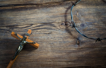 the crown of thorns and the cross of Jesus Christ