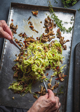 Vegetarian zukkini Pasta with mushrooms