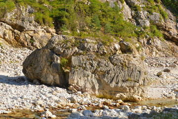 Der Fluß Kotlina in der Nähe vom Predilpaß	