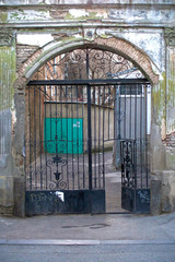 old gates in the city centre © Arthur
