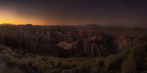 PAnorámica de un tardecer en los Badlands de Gorafe, Granada