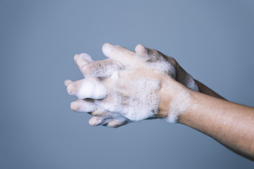 procedure for correct hand washing, step three