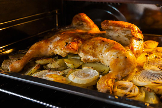 88,388 BEST Roasted Chicken Potatoes IMAGES, STOCK PHOTOS &amp; VECTORS | Adobe  Stock