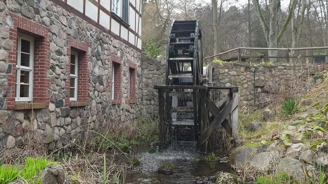 Wasserrad einer M&uuml;hle