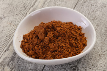 Cocoa powder in the bowl