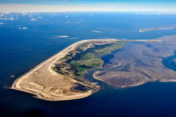 Foto op Plexiglas Amrum eiland in de Noordzee vanuit de lucht © Aufwind-Luftbilder
