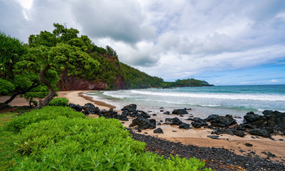 Fototapeta na wymiar beach and sea in Maui