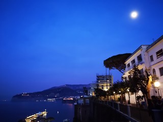  late warm evening in sorrento